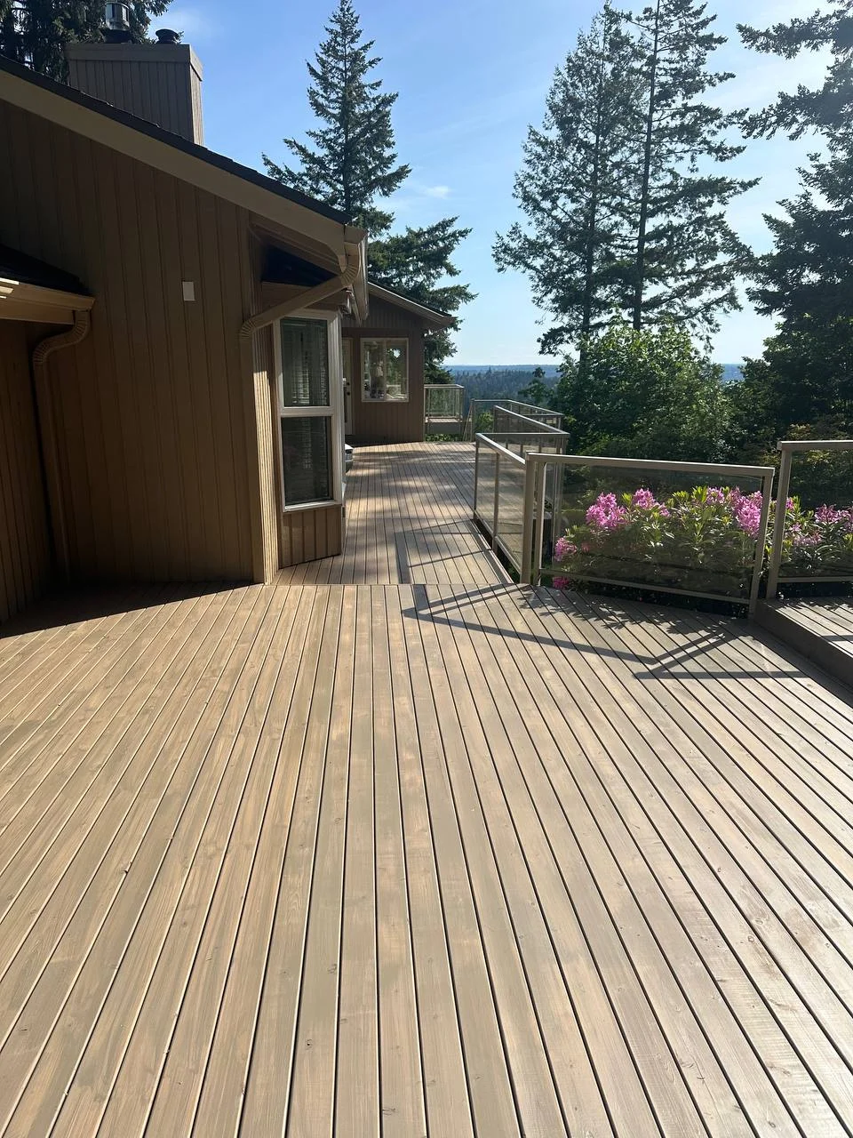 Multi-Level Composite Deck Construction Issaquah