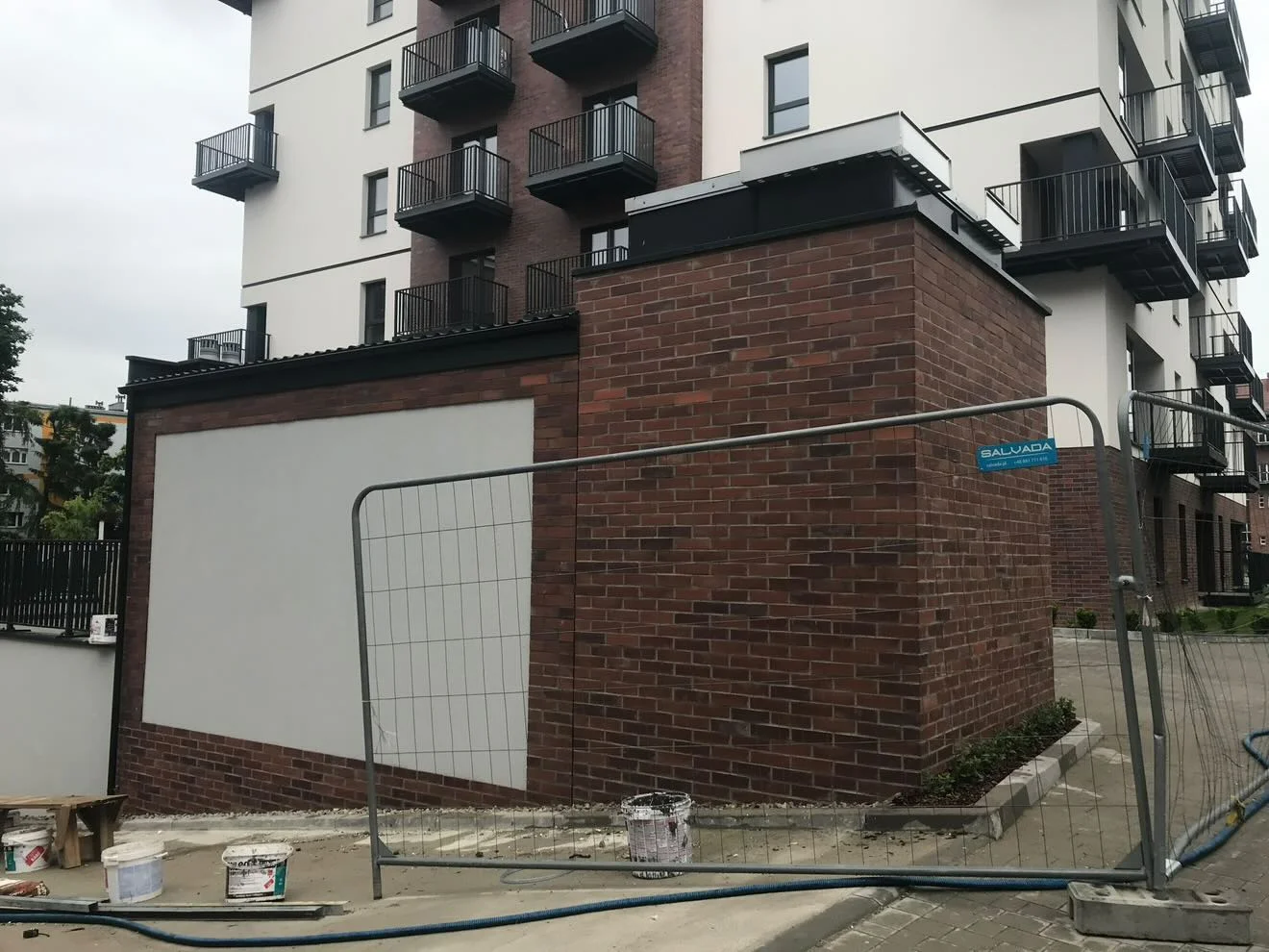 Modern Brick & Plaster Residential Complex